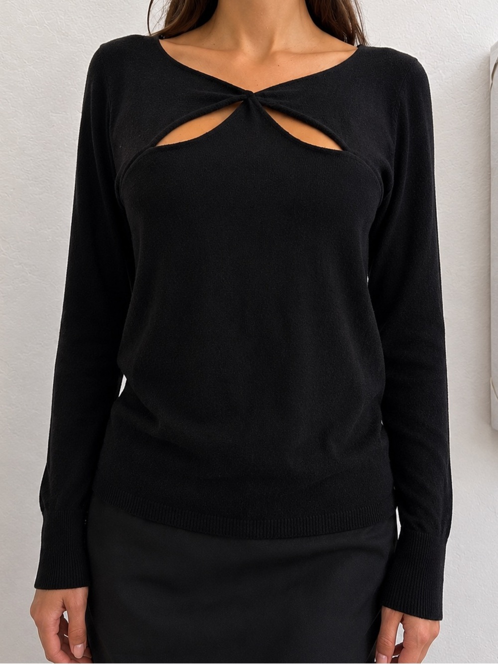 Y2K Donna Karan Black Label Viscose Blend Chest Cutouts Pullover Sweater, size M